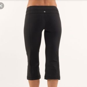 🍋🍋Lululemon reversible Groove Crop 10